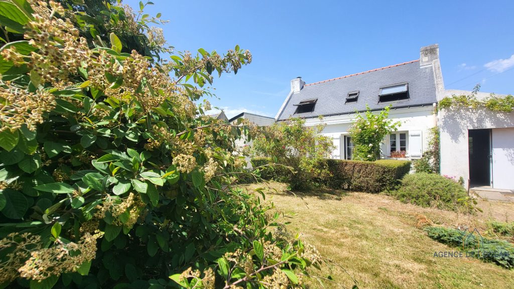 L'agence de l'océan vous propose cette maison à vendre à belle-ile-en-mer